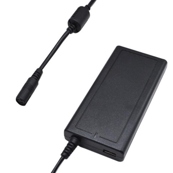 Cargador Universal Para Laptop Nova PA091EDN002C Con 12 Conectores Intercambiables 90W 50/60HZ 1.8A Auto Sensing